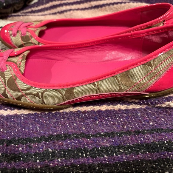 Coach Danni Women's Pink and Tan Flats size 7. - Picture 3 of 8